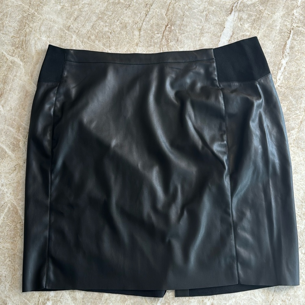 Leather skirt